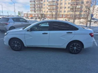 Lada Vesta, 2018 г., 106,1 лс, 175000 км, место нахождения автомобиля - Ямало-Ненецкий автономный округ, город Надым