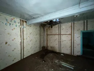 Нежилое здание 84,3 м², 1925 г., Республика Бурятия, назначение: нежилое, год постройки 1925, площадь 84,3 кв.м., кадастровый № 03:03:000000:1662; земельный участок по адресу: Республика Бурятия, Муниципальный район Бичурский, сельское поселение Бичурское, село Бичура, ул. Коммунистическая…