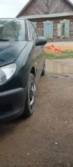 Peugeot 206, 2002 г.в., гос. номер H796KX30, VIN VF32AKFWF42681456, цвет зеленый.