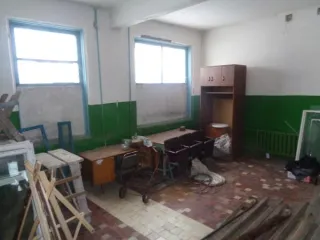 Помещение 184,1 кв.м Брянская область, г. Брянск, пер. Камвольный, д.6, этаж 1, кадастровый номер 32:28:0011603:1468. Год ввода в эксплуатацию: 1973. Общая площадь: 184,1 кв.м.