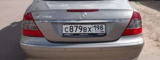 Mercedes E280 2007 года, VIN: WDB2110541B166254, госномер С879ВХ198. Автомобиль не на ходу, требуется замена двигателя, по кузову - незначительные повреждения ЛКП, коррозия. Автомобиль находится в залоге.