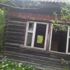 Земельный участок для ведения личного подсобного хозяйства, кадастровый номер 40:18:100607:11, и расположенное на нем здание с установленным назначением объекта недвижимости: «жилое», кадастровый номер 40:18:100607:18, расположенные по адресу: Калужская обл, р-н Спас-Деменский, г. Спас-Деменск, ул…