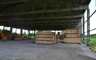 Недвижимое имущество: Сооружение, 24:12:0380107:501, Нежилое (сооружение), склад временного содержания, Красноярский край, Енисейский район, с. Верхнепашино, ул. Советская, 1В/8, 641 кв. м; Здание, 24:12:0380107:512, Нежилое, 663148, Россия, Красноярский край. Енисейский район, с. Верхнепашино, ул…