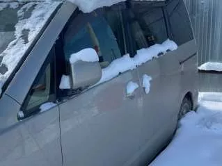 Toyota Voxy, 2007 г.в., ГРЗ Е933МВ14