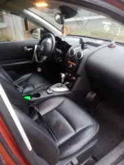 Nissan Qashqai 2007, автомобиль марки Nissan Qashqai 2.0 TEKNA PACK, цвет темно-красный, год выпуска 2007, модель, № двигателя: MR20 283371А, шасси отсутствует, кузов: SJNFBNJ10U1015692, идентификационный номер (VIN): SJNFBNJ10U1015692