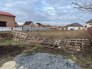 земельный участок площадью 1196 кв.м., кадастровый № 61:25:0201019:113, категория земель: земли населенных пунктов, для ведения личного подсобного хозяйства, должник Добриков М.О., (Поручение ТУ Росимущества в РО от 25.03.2025 № 61-498-У), Адрес (местоположение): Ростовская область, р-н…