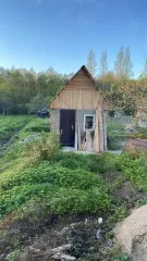Жилой дом, Новгородская область, Шимский район, ст. Уторгош, ул Лесорубов, д. 12, кадастровый номер 53:21:0121604:241, расположенный на земельном участке по адресу: Новгородская обл, Шимский р-н, ж/д ст Уторгош, ул Лесорубов, д. 12, кадастровый номер 53:21:0121604:161.