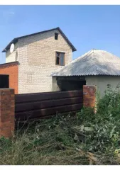 Земельный участок, кадастровый номер 42:06:0114003:151, Кемеровская область, Ленинск-Кузнецкий район, поселок Березовка, улица Озерная, 73. Здание - дача, кадастровый номер 42:06:0114003:153, Кемеровская область, Ленинск-Кузнецкий район, поселок Березовка, улица Озерная, дом 73.