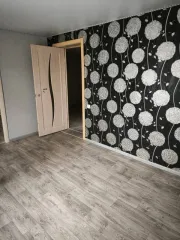 Квартира 49.4 м², 3 комнаты. Липецкая область, Лев-Толстовский район, поселок Лев Толстой, улица Комарова, дом 37, квартира 1. Кадастровый номер: 48:12:0310101:1178.