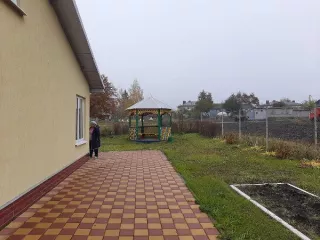 Жилой дом, назначение – жилой дом, кадастровый номер 57:18:0370101:187, адрес (местонахождение) объекта: Орловская область, р-н Покровский, д Даниловка; с земельным участком, категория земель: земли населённых пунктов, вид разрешенного использования: Для обслуживания здания и территории, общая…