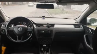 Skoda Rapid 2016 года, цвет белый, VIN XW8AC1NH2GK115427. АКБ отсутствует, по информации пробита прокладка ГБЦ. Автомобиль в залоге. Ознакомление по предварительной записи по телефону +79800668495 или email sergey.markelov.au@yandex.ru.