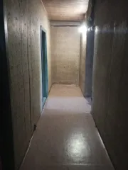 Жилой дом общей площадью 225 кв.м, жилой площадью 112,4 кв.м, кадастровый номер 71:14:031010:258 с земельным участком общей площадью 3000 кв.м, кадастровый номер земельного участка 71:14:000000:464, расположенные по адресу: 301120, Тульская область, Ленинский район, д. Кураково, д. 44