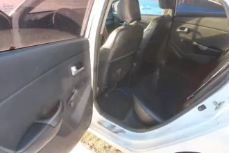 Автомобиль в хорошем состоянии, на ходу, есть ключи и документы, сел аккумулятор, для просмотра возьмите, пожалуйста, прикуриватель для аккумулятора.