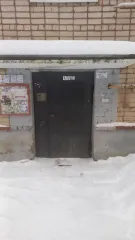 1/4 доли квартиры, 52.4 кв. м, г. Ижевск, ул. Ракетная, 18, Удмуртия. Квартира, назначение: жилое, 2 Этаж, общая площадь 52,4 кв. м., адрес объекта: Удмуртская Республика, город Ижевск, улица Ракетная, дом 18, квартира 5. Кадастровый номер 18:26:050084:576. Общая долевая собственность, 1/4.