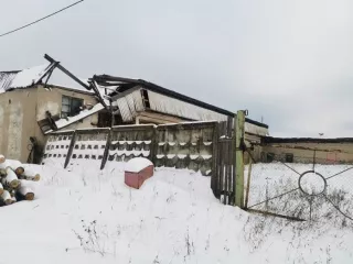 Нежилое здание цеха №1 общей площадью 1 227,3 кв.м с кадастровым номером 21:10:200110:155, расположенное по адресу: Чувашская Республика, р н. Ибресинский, с/пос. Буинское, пгт. Буинск, ул. Заводская, д. 20.