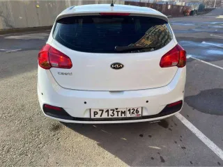 Kia Ceed 2013 Kia Ceed, 2013 года, 135 лс, 138937 км, АКПП еще Kia Ceed, 2013 года, 135 лс, 138937 км, АКПП еще автотранспортное средство со следующими характеристиками: Модель автомобиля: KIA CEED; 2013 года выпуска; номер двигателя G4FGCZ627314; VIN: U5YHM512BDL048919.