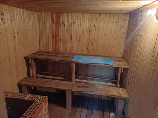 Дом 46,1 м², участок 455 м², Свердловская область. Земельный участок площадью 455 +/- 7 кв. м, категория земель: земли населенных пунктов, разрешенное использование: для ведения садоводства, расположенный по адресу: обл. Свердловская, г. Среднеуральск, ул. Полевой проезд, 1, СНТ №7 СУГРЭС, уч…