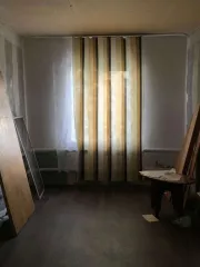 1/3 доли жилого дома 83,4 кв.м и 1/3 доли земельного участка 524 кв.м, Саратовская область. Жилой дом, 1/3 доли и земельный участок, 1/3 доли. <p>Жилой дом, площадь 83,4 кв. м., адрес (местонахождение): Россия, обл. Саратовская, р-н Краснопартизанский, рп. Горный, пл. Базарная, дом 17, корпус 3…