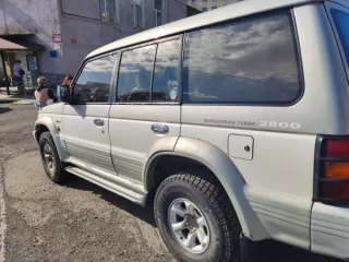 Автомобиль Mitsubishi Pajero, 1991 года выпуска, цвет – серый-белый, государственный номер А086ОР41, номер шасси 4016230, номер кузова (прицепа) 4016230, номер двигателя AD2028, мощность двигателя – 140 л.с, объем двигателя – 2835 куб. см. Автомобиль Mitsubishi Pajero, 1991 года выпуска, цвет –…