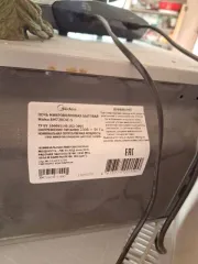 Midea AM720C4E-S (2 шт.) Микроволновая печь, модель Midea AM720C4E-S, б/у.
