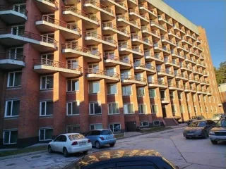 Нежилое помещение 46,4 кв.м, Новосибирская обл. помещение в Новосибирской обл., 46,4 кв.м, еще помещение в Новосибирской обл., 46,4 кв.м, еще нежилое помещение №14 (офисное) 46,4 кв.м. Местонахождение: Новосибирская обл., г. Бердск, Речкуновская зона отдыха, тер. МК «Сибиряк», корпус 1, пом. 14…