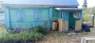 Земельный участок 475 кв.м с домом и зданием, Кармаскалинский район. Кадастровый номер участка: 02:31:190123:211. Жилой дом, кадастровый номер: 02:31:190123:294, площадь 30.7 кв.м. Нежилое здание, кадастровый номер: 02:31:190123:293, площадь 6 кв.м. Адрес: Республика Башкортостан, Кармаскалинский…