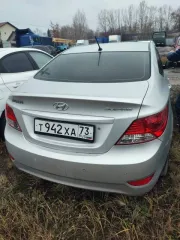 Hyundai Solaris 2012 года, 123 л.с., пробег 150000 км, АКПП. VIN: Z94CT41DBCR143679.