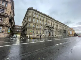 Нежилое помещение 77.5 кв.м Санкт-Петербург: нежилое помещение, расположенное по адресу: г. Санкт-Петербург, Адмиралтейская набережная, дом 12-14, литера А, помещение 20-Н, площадь 77.5 кв.м, назначение: нежилое, этаж: подвал, цокольный, кадастровый номер 78:32:0001012:1022. Право собственности…