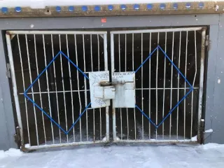 Гараж 24.2 кв.м в Набережных Челнах. Помещение, гараж, пл. 24.2 кв.м, к/н 16:52:030506:862 по адресу: РТ, г. Набережные Челны, ГСК "Колос", поселок ЗЯБ, ул. Комарова (в районе жилого дома 18/2а), пом. 15. Цена 375 900.00 руб.