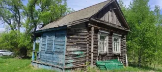 Здание библиотеки 36,7 кв.м, земельный участок, Рязанская область здание, наименование: здание библиотеки, количество этажей -1, площадь 36,7 кв.м. и земельный участок с кадастровым номером 62:05:2640201:23, на котором здание расположено указано в п. 4 информационного сообщения о продаже год ввода…