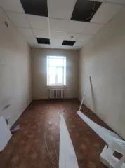 Нежилые здания с земельным участком Нежилое здание общей площадью 628 кв.м с кадастровым номером 76:04:010101:1254, нежилое здание общей площадью 137,9 кв.м с кадастровым номером 76:04:000000:1093, расположенные на земельном участке с кадастровым номером 76:04:010335:30 общей площадью 1 626 кв. м…