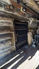 Дом 28,2 кв.м, участок 4700 кв.м, Томская область. Жилое здание общей площадью 28,2 кв.м с кадастровым номером 70:16:0301001:413, земельный участок общей площадью 4700 кв.м с кадастровым номером 70:16:0301001:221, расположенные по адресу Томская область, Шегарский р-н., с. Гусево, ул. Советская, д…