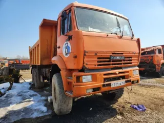 Движимое имущество (автомобили, специализированная техника), расположенное в Хабаровском крае, п. Галкино. Автомобиль КамАЗ-65222, VIN X1F652220D0000398, шасси XTC 652220 C1288561, 2013 г.в., гос. номер Т 538 ХК 163. Автомобиль КАМАЗ 65222-43, VIN XTC652224E1300015, 2014 г.в., гос. номер У 664 ЕА…