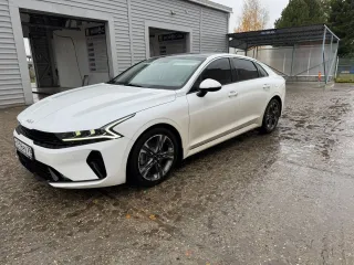 Автомобиль марки KIA модель K5 2023 г.в. VIN-номер LJD6AA241P0036155. Транспортное средство: KIA K5, гос. рег. знак О516РВ29, 2023 года выпуска; цвет – белый, VIN LJD6AA241P0036155. Запросы на ознакомление с Имуществом направляются по e-mail: dvoeglazovda@mail.ru (тел. 8-922-976-4949).