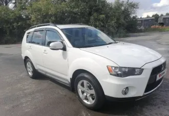 Mitsubishi Outlander, 2011 года, 170 лс, 215745 км, полный привод, АКПП, транспортное средство: Mitsubishi Outlander, год выпуска: 2011, номер двигателя: 4В12 НК1862, VIN: Z8TXTCW5WBM912129, цвет кузова: белый, рабочий объем: 2360 см³, мощность: 170 л/с, привод: полный, трансмиссия: автомат…