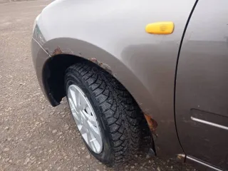 Lada Granta 2016 года, 87 л.с., пробег 168100 км. Цвет золотисто-коричневый, VIN XTA219010H0428144. Автомобиль заводится, на ходу. Имеется вмятина на задней левой двери. Находится в залоге. Местоположение: г. Уфа.