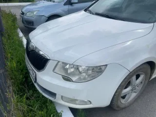 Skoda Superb 2010 года выпуска, 152 л.с., 250000 км, АКПП, легковой автомобиль, марка/модель Skoda Superb, номер кузова VIN XW8AB83T3BK300355, год выпуска 2010.