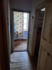 Комната 8,9 кв. м, Республика Башкортостан, адрес: г. Ишимбай, Революционная ул., д. 11, кв. 2, комн. 1, 1 этаж, кадастровый номер 02:58:020239:611, ограничения и обременения: зарегистрированные в жилом помещении лица и/или право пользования жилым помещением у третьих лиц - отсутствует, наличие…