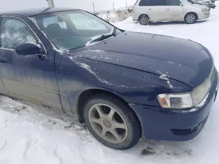 Toyota Cresta, 1986 года, 99 лс, 378 049 км, АКПП. Легковой автомобиль, марка: Toyota, модель: Cresta, год изготовления: 1986, цвет: темно-синий, VIN: отсутствует, ПТС: 65РО929469, г/н: Н2840065, мощность двигателя, л. с. (кВт): 99 (73).