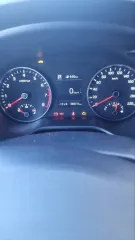 Kia Rio 2018 Kia Rio, 2018 года, 123 лс, 196814 км, АКПП Автомобиль марки Kia Rio, 2018 года выпуска, VIN - Z94C341BBJR072775, ГРЗ - С084ОА72. Учтено техническое состояние: имеются коррозийные повреждения, с левой стороны разбит передний бампер. Требуется химчистка салона.