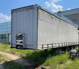 Полуприцеп KRONE SD, VIN WKESD000000401795, гос.номер АМ6440 73, цвет черный, 2008 г.в.