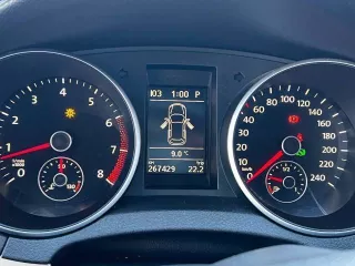 Автомобиль: Volkswagen Golf, 2011 года выпуска, VIN WVWZZZ1KZBW311416, госномер Е 215 РР 799, цвет серо-синий.
