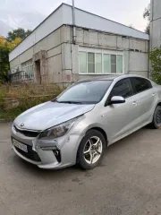Kia Rio 2019 года, 123 л.с., пробег 215069 км, автоматическая коробка передач. VIN: Z94C241BBKR130835.