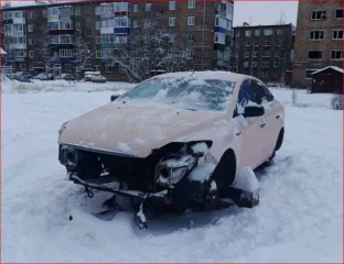 Ford Mondeo 2009 года, VIN: X9FDXXEEBD9E56025. Автомобиль имеет повреждения.