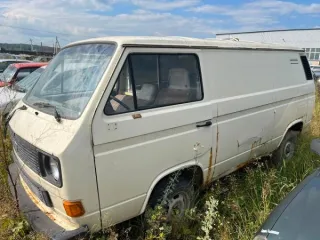 Volkswagen 1987, без регистрационного знака, VIN WV2ZZZ25ZHH067779, 1987 г.в. Вид транспорта: автомобиль. Год выпуска: 1987. Государственный регистрационный знак://. VIN номер: WV2ZZZ25ZHH067779. Марка: фольксваген. Модель: фольксваген.