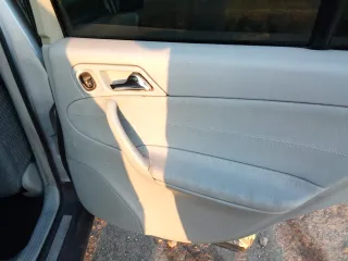 Легковой седан Mercedes-Benz C 180, 2001 г.в., государственный номер М421СВ82, цвет серебристый, VIN WDB2030351A183163, Свидетельство о регистрации ТС 99 47 №119875 от 14.03.2023г. Ознакомиться с имуществом можно по предварительной договоренности по эл. почте: au.garkavenko@gmail.com
