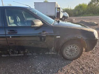 Lada Priora, 2012 года выпуска, 97,9 лс, 284000 км. Легковой автомобиль, VIN: XTA217030D0402038, 97,9 л.с., рабочий объем двигателя 1596 куб. см., разрешенная максимальная масса 1578 кг., масса без нагрузки 1163 кг., цвет: сине-черный, г/н: В943РВ69, пробег примерно 284 000 км.