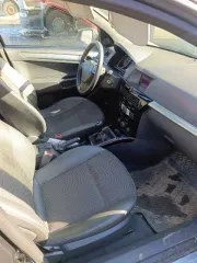 Opel Astra, 2011 года, 140 лс, 209609 км. Легковой (прочие легковые). OPEL ASTRA, модель: (А-Н/NB), год изготовления: 2011 г.в., цвет: черный, VIN: XWF0AHL69B0023171, ПТС: 39НЕ830468, г/н: А607АН76, изготовитель (страна): Россия, тип двигателя: Бензиновый, мощность двигателя, л. с. (кВт): 140…
