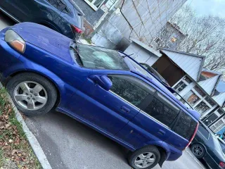 Honda CR-V 1999 года выпуска, госномер В428МХ41. Модель: CR-V. Двигатель: D16A, номер 9013406, мощность 120 л.с., объем 1590 куб.см. Номер кузова: GH41000630. Цвет фиолетовый. Привод полный (4WD), коробка передач — вариатор. Пробег более 250 тыс. км. Состояние: требуется ремонт и покраска кузова…