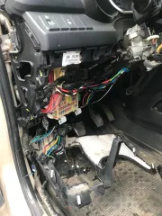 Kia Rio 2012 года выпуска, VIN Z94CB51BADR009572, цвет бежевый, не на ходу (глохнет двигатель).